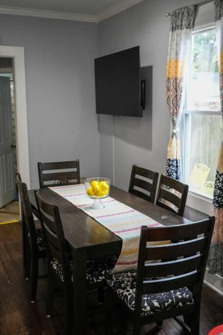 Willa Historic Coastal Haven- Pet Friendly Fast Wi-Fi Norfolk Zewnętrze zdjęcie